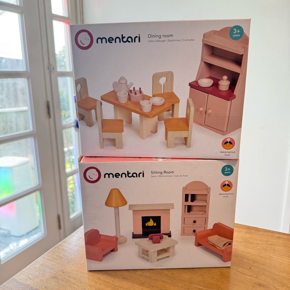 Mentari Wooden Dollhouse Furniture Set NEW